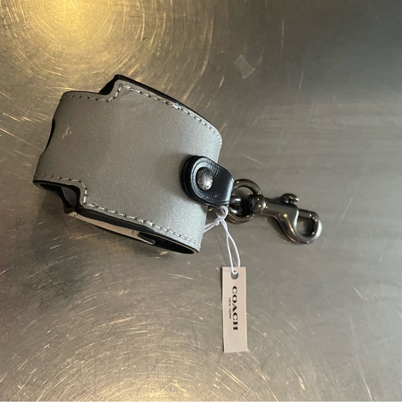 Reflective Leather Coach AirPod Case - Picture 4 of 4